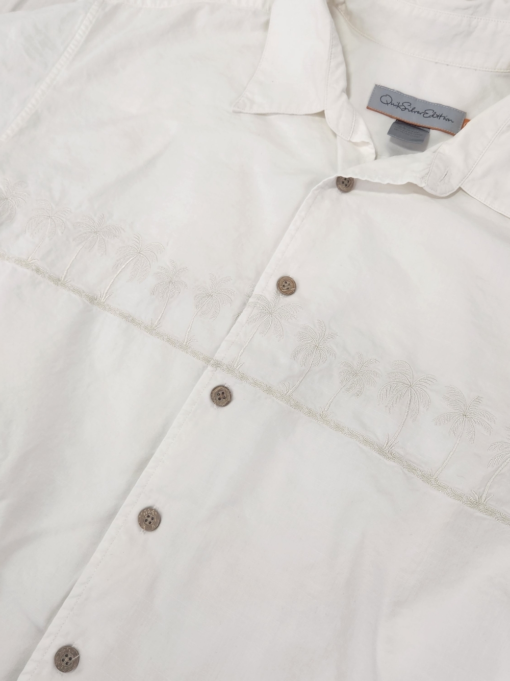 Quiksilver Edition White Resort Shirt Men's Large Palm Tree Embroidered Aloha - Picture 7 of 13